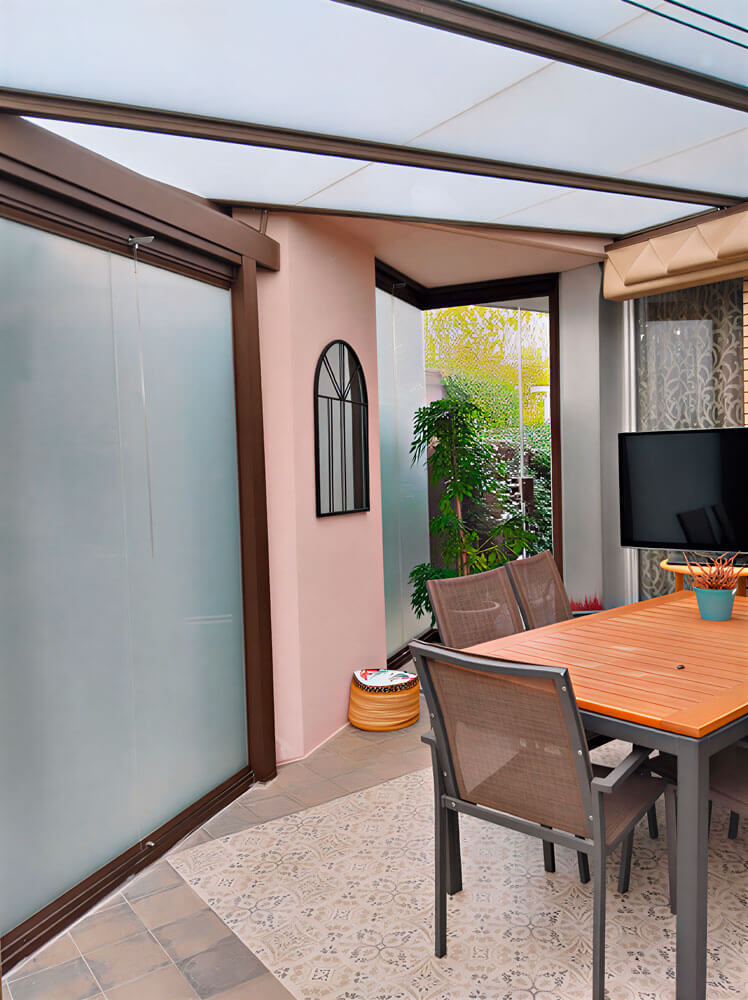 02_Techo-y-cortina-de-cristal